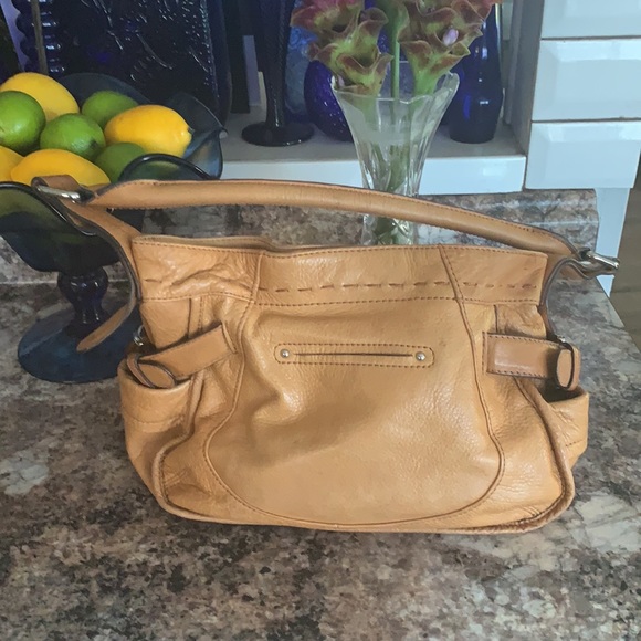 B Makowsky Leather Shoulder Bag - Picture 3 of 10